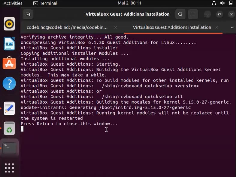 A terminal window showing the installation process of VirtualBox Guest Additions